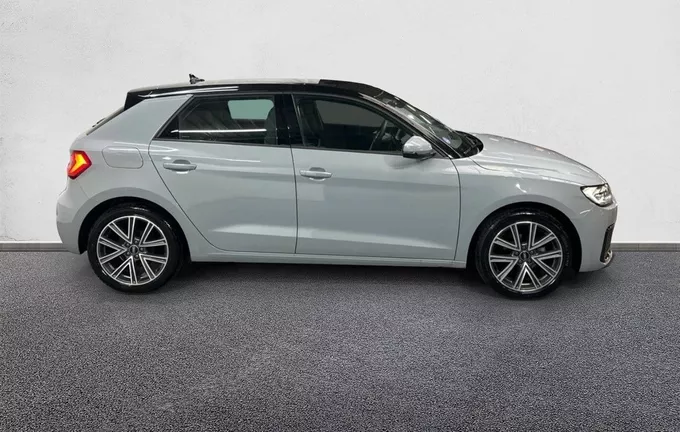 AUDI A1 Sportback 25 TFSI 95 ch BVM5 Design extérieur côté droit 2128984