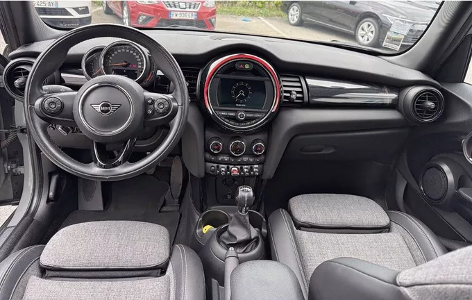 MINI COOPER Hatch 5 Portes Cooper 136 ch Edition Heddon Street extérieur trois quart avant droit 213245