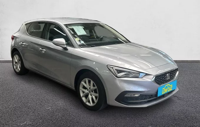 SEAT LEON 2.0 TDI 150 DSG7 Style Business extérieur trois quart avant droit 213308