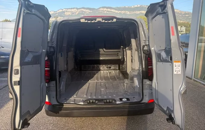 VOLKSWAGEN UTILITAIRES TRANSPORTER VAN L1H1 2.0 TDI 150 BVA8 4MOTION BUSINESS photo 10 6654