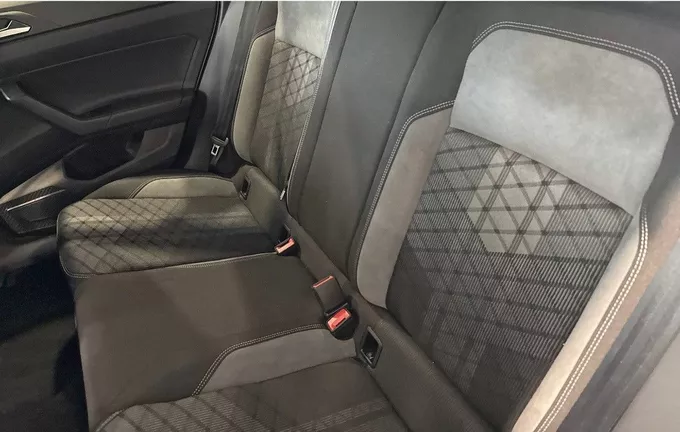 VOLKSWAGEN POLO 1.0 TSI 95 S&S BVM5 R-Line Edition extérieur arrière 2131776