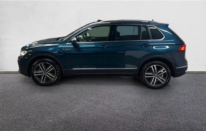 VOLKSWAGEN TIGUAN 1.4 eHybrid 245ch DSG6 Elegance extérieur trois quart arrière gauche 2127756