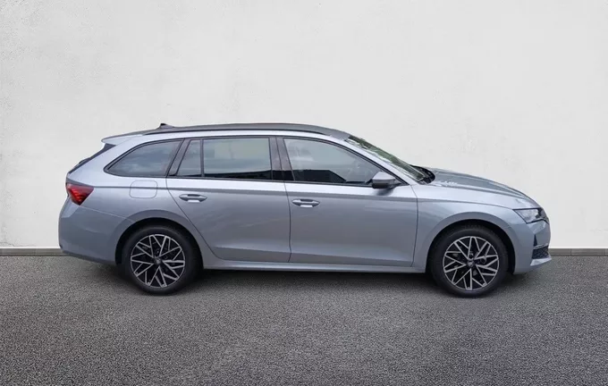 SKODA OCTAVIA Combi 1.5 TSI Hybrid 150 ch ACT DSG7 Selection extérieur côté droit 3063