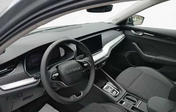 SKODA OCTAVIA Combi 1.5 TSI Hybrid 150 ch ACT DSG7 Selection photo 11 3063