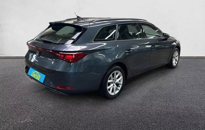 SEAT LEON Sportstourer 2.0 TDI 150 DSG7 Style Business extérieur trois quart arrière droit 212555