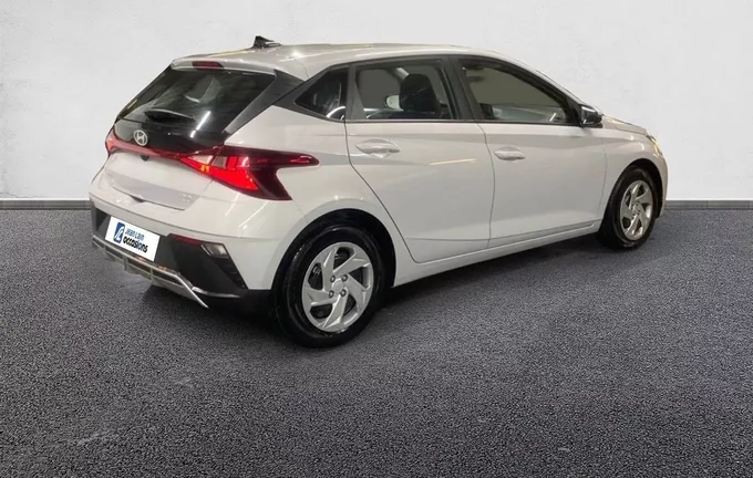 HYUNDAI I20 1.2 79 Initia extérieur trois quart arrière droit 13409