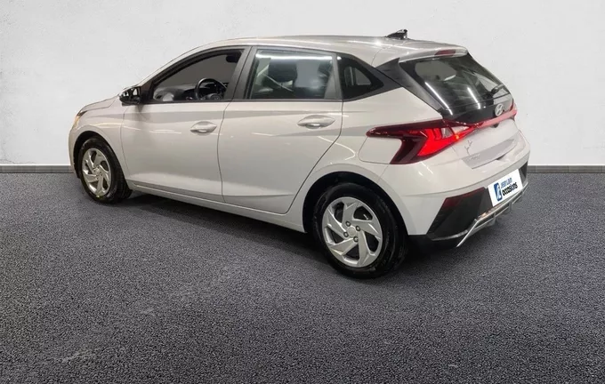 HYUNDAI I20 1.2 79 Initia extérieur trois quart arrière gauche 13409