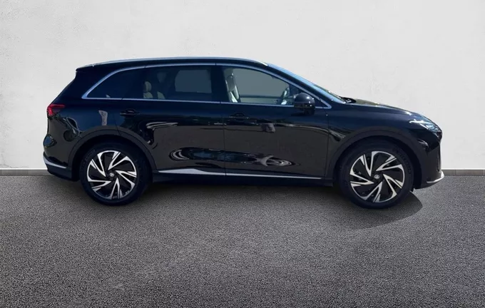 MG MGS6 EV MGS6 EV Luxury extérieur côté droit 9866