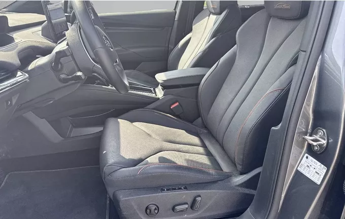 SKODA ENYAQ iV 85x L&K extérieur trois quart arrière droit 2129440