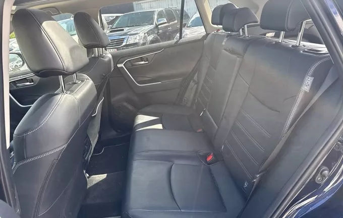 TOYOTA RAV4 Hybride 218 ch 2WD Lounge photo 17 1103380