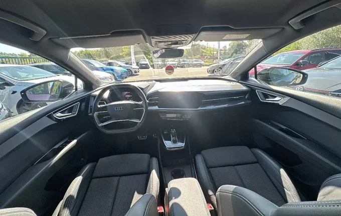 AUDI Q4 E-TRON 50 299 ch 82 kWh quattro S line photo 30 2131213