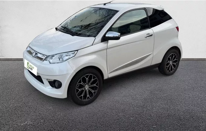 AIXAM S9 E COUPE PREMIUM extérieur trois quart avant gauche 970