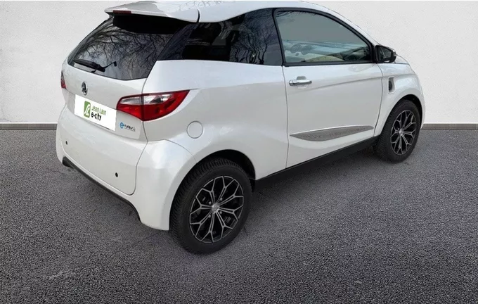 AIXAM S9 E COUPE PREMIUM extérieur trois quart arrière droit 970