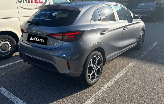 MG MG3 1.5 L Hybrid+ 195 ch Luxury photo 23 8239