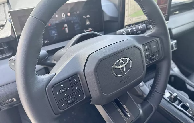 TOYOTA RAV4 Hybride 185 ch 2WD Lounge photo 12 127305