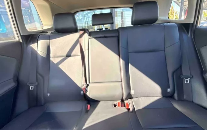 TOYOTA RAV4 Hybride 185 ch 2WD Lounge photo 21 127305