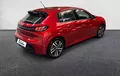 Miniature PEUGEOT 208 PureTech 100 S&S BVM6 Allure extérieur trois quart arrière droit 2128769