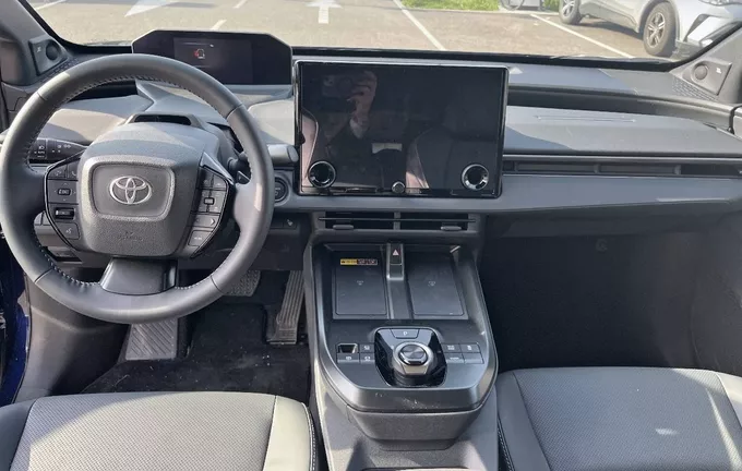 TOYOTA BZ4X Grande Autonomie Lounge photo 18 65921