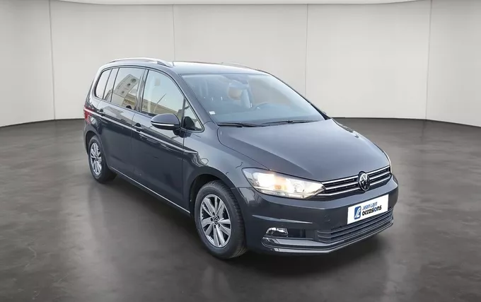 VOLKSWAGEN TOURAN 2.0 TDI 122 BVM6 7pl Life Plus extérieur trois quart avant droit 2132859