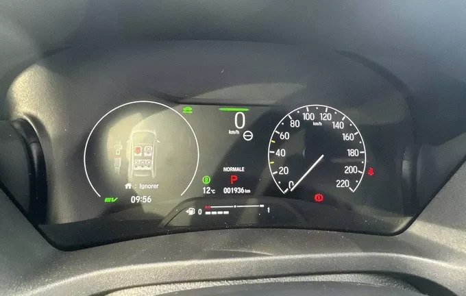 HONDA HR-V e:HEV 1.5 i-MMD Advance Style photo 16 6089226
