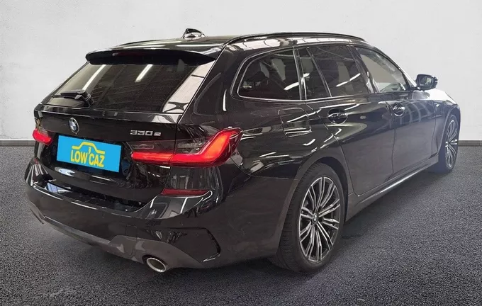 BMW SERIE 3 Touring 330e xDrive 292 ch BVA8 M Sport extérieur trois quart arrière droit 213669
