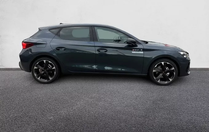 CUPRA LEON 1.5 eTSI Hybrid 150 ch DSG7 V extérieur côté droit 0014