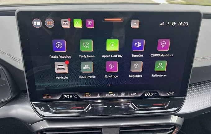 CUPRA LEON 1.5 eTSI Hybrid 150 ch DSG7 V photo 15 0014