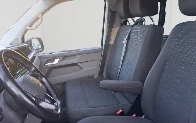 VOLKSWAGEN UTILITAIRES CARAVELLE 6.1 2.0 TDI 204 BMT Longue DSG7 4Motion Confortline photo 18 105482