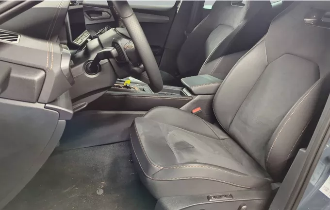 CUPRA LEON eHybrid 204 ch DSG6 V extérieur trois quart arrière droit 2123020