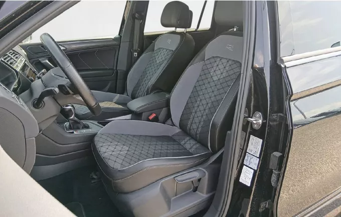 VOLKSWAGEN TIGUAN 1.5 TSI 150ch DSG7 R-Line extérieur trois quart arrière droit 2130915