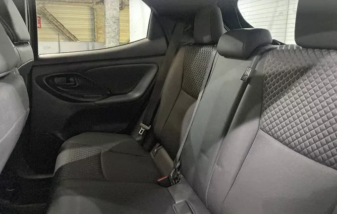 TOYOTA YARIS Hybride 116h Collection photo 17 1103807