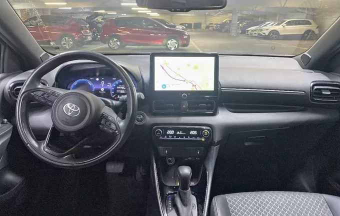 TOYOTA YARIS Hybride 116h Collection photo 18 1103807
