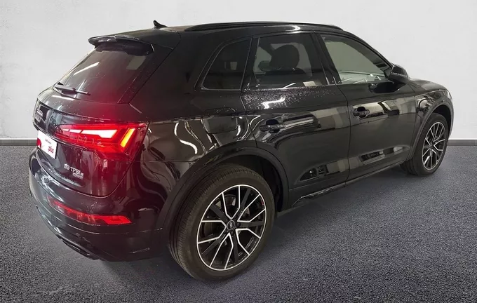 AUDI Q5 55 TFSIe 367 S tronic 7 Quattro S line extérieur trois quart arrière droit 2123343
