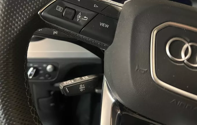 AUDI Q5 55 TFSIe 367 S tronic 7 Quattro S line photo 12 2123343