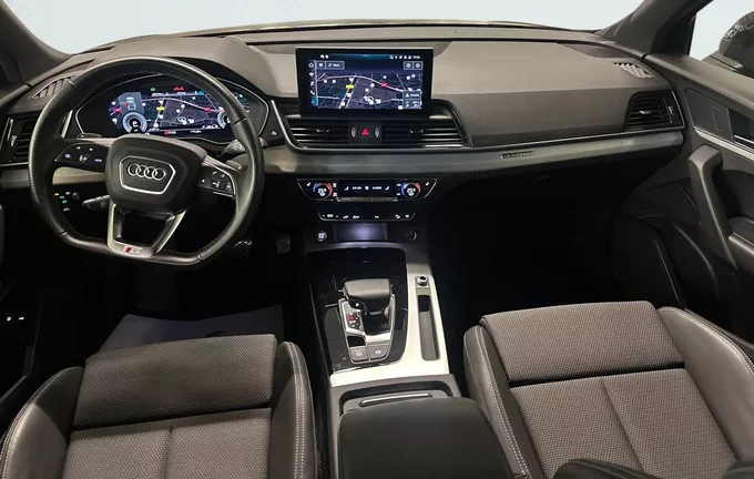 AUDI Q5 55 TFSIe 367 S tronic 7 Quattro S line photo 18 2123343