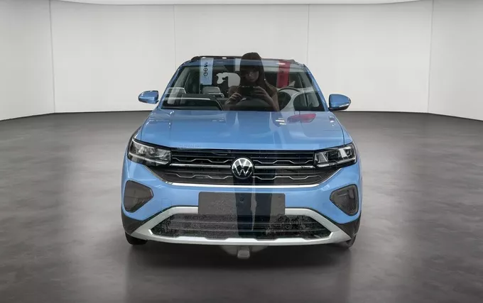 VOLKSWAGEN T-CROSS 1.0 TSI 95 Start/Stop BVM5 VW Edition extérieur avant 2884