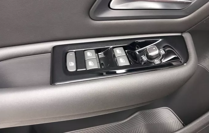 CITROEN C5 X Hybride Rechargeable 225 S&S e-EAT8 Shine photo 20 RV9937