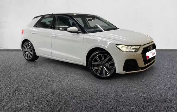 AUDI A1 Sportback 25 TFSI 95 ch BVM5 Design extérieur trois quart avant droit 2123806