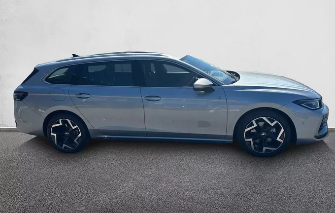 VOLKSWAGEN PASSAT 2.0 TDI EVO SCR 150 DSG7 R-Line extérieur côté droit 7141