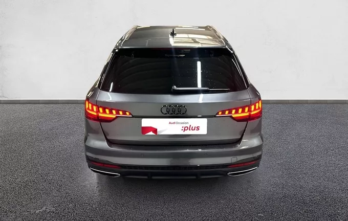 AUDI A4 Avant 35 TDI 163 S tronic 7 S Edition extérieur arrière 2129577