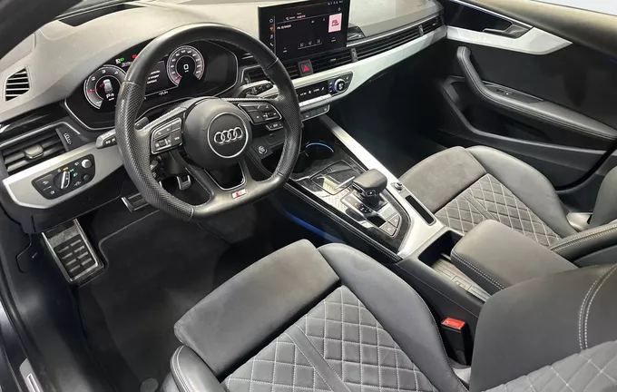 AUDI A4 Avant 35 TDI 163 S tronic 7 S Edition photo 11 2129577