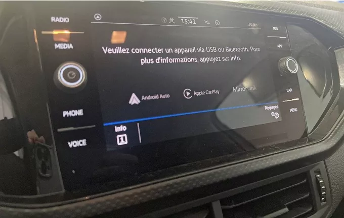 VOLKSWAGEN T-CROSS 1.0 TSI 95 Start/Stop BVM5 Life Tech photo 19 2129264