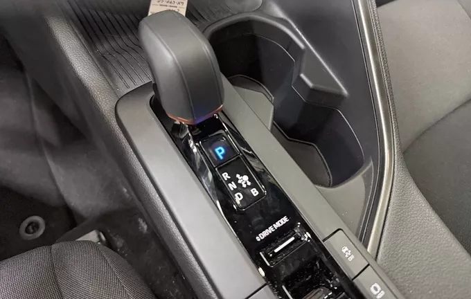 TOYOTA C-HR Hybride 200 Design photo 13 1102832
