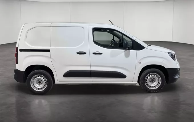 OPEL COMBO CARGO M 600 KG PURETECH 110 S&S BVM6 extérieur côté droit 946428