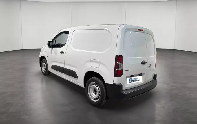 OPEL COMBO CARGO M 600 KG PURETECH 110 S&S BVM6 extérieur trois quart arrière gauche 946428