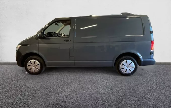 VOLKSWAGEN UTILITAIRES TRANSPORTER 6.1 VAN L1H1 2.0 TDI 90 BVM5 BUSINESS extérieur trois quart arrière gauche 106290