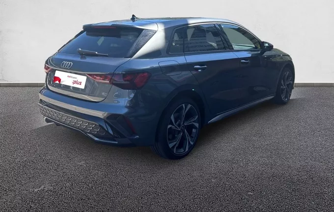 AUDI A3 Sportback TFSI Mild Hybrid 150 S tronic 7 S line extérieur trois quart arrière droit 2130782
