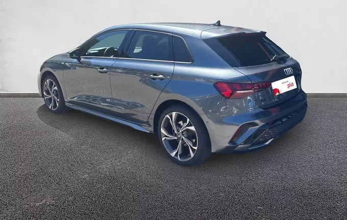 AUDI A3 Sportback TFSI Mild Hybrid 150 S tronic 7 S line extérieur trois quart arrière gauche 2130782