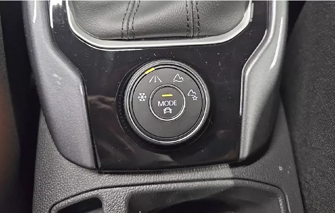 VOLKSWAGEN T-ROC 2.0 TDI 150 Start/Stop DSG7 4Motion Style photo 18 2129097
