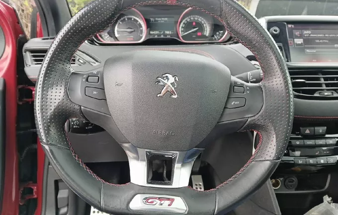 PEUGEOT 208 1.6 THP 208ch S&S BVM6 GTi photo 12 2127309
